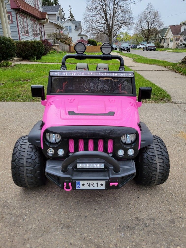 12V MODERNO KIDS RIDE-ON TRUCK