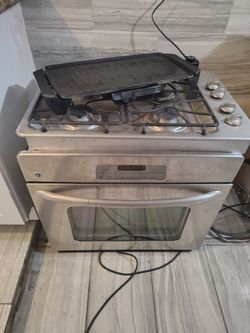 Stove top and wall oven