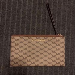 MK MICHAEL KORS WRISTLET WALLET CLUTCH