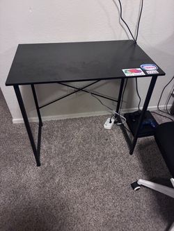 need to get rid of asap computer desk