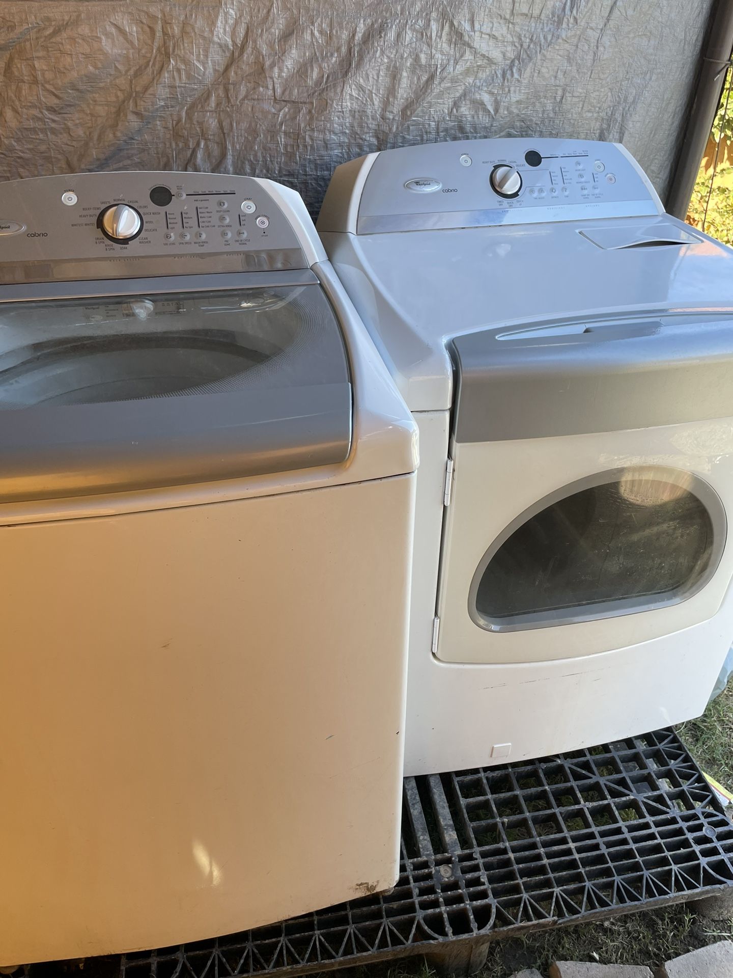 Set Whirlpool Washer And Electric Dryer