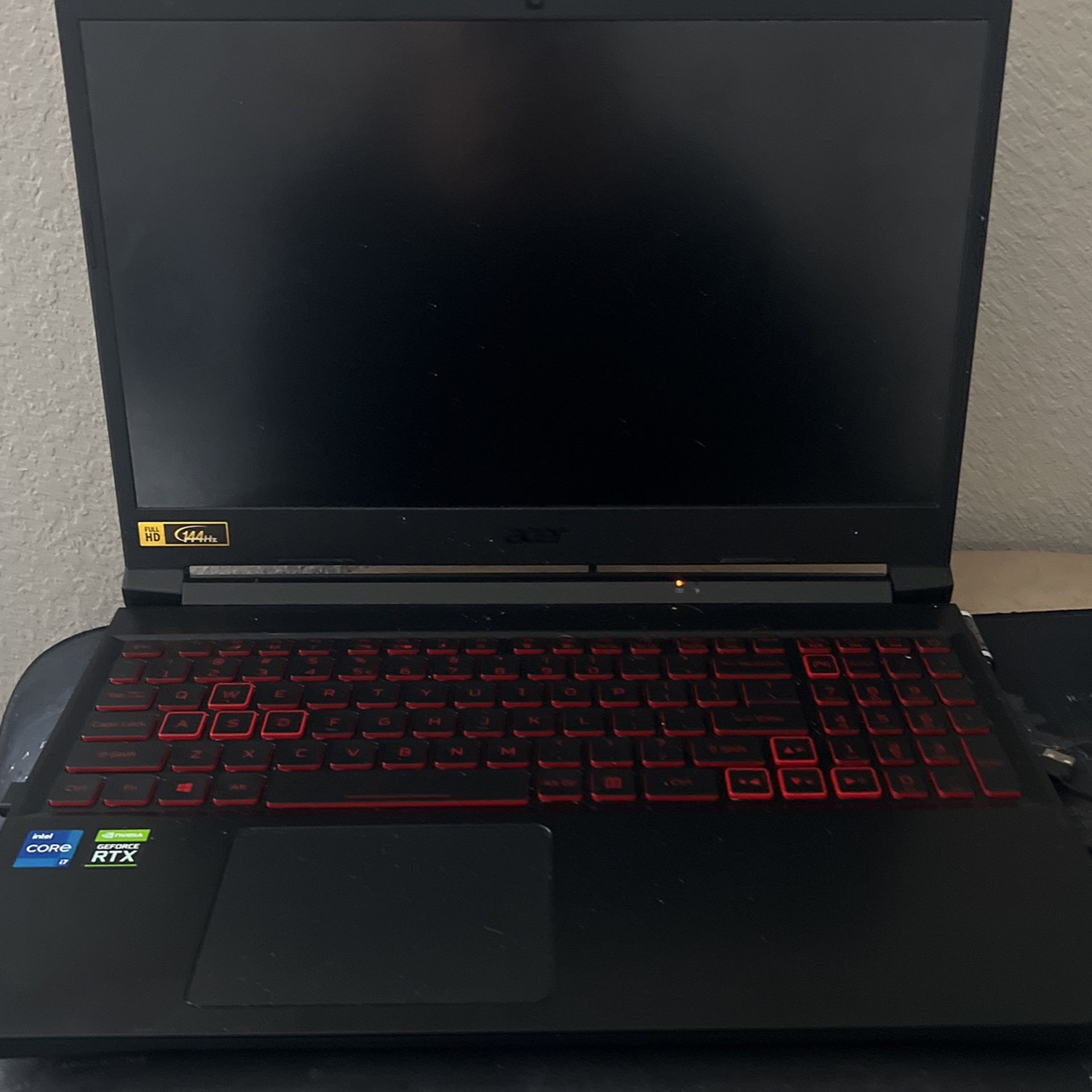Acer nitro V gaming laptop