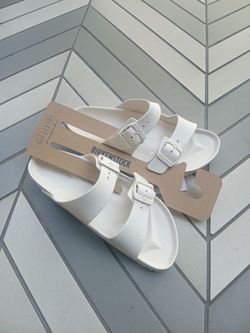 Brand new BIRKENSTOCK Arizona Essentials EVA White Beach Sandals