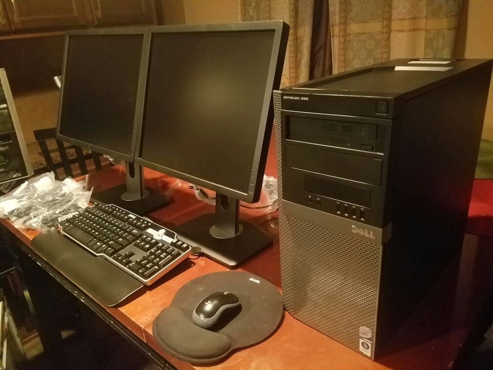Dell computer setup w/ brand new dual monitors, keyboard and mouse.😉 Deal of the day!!😉