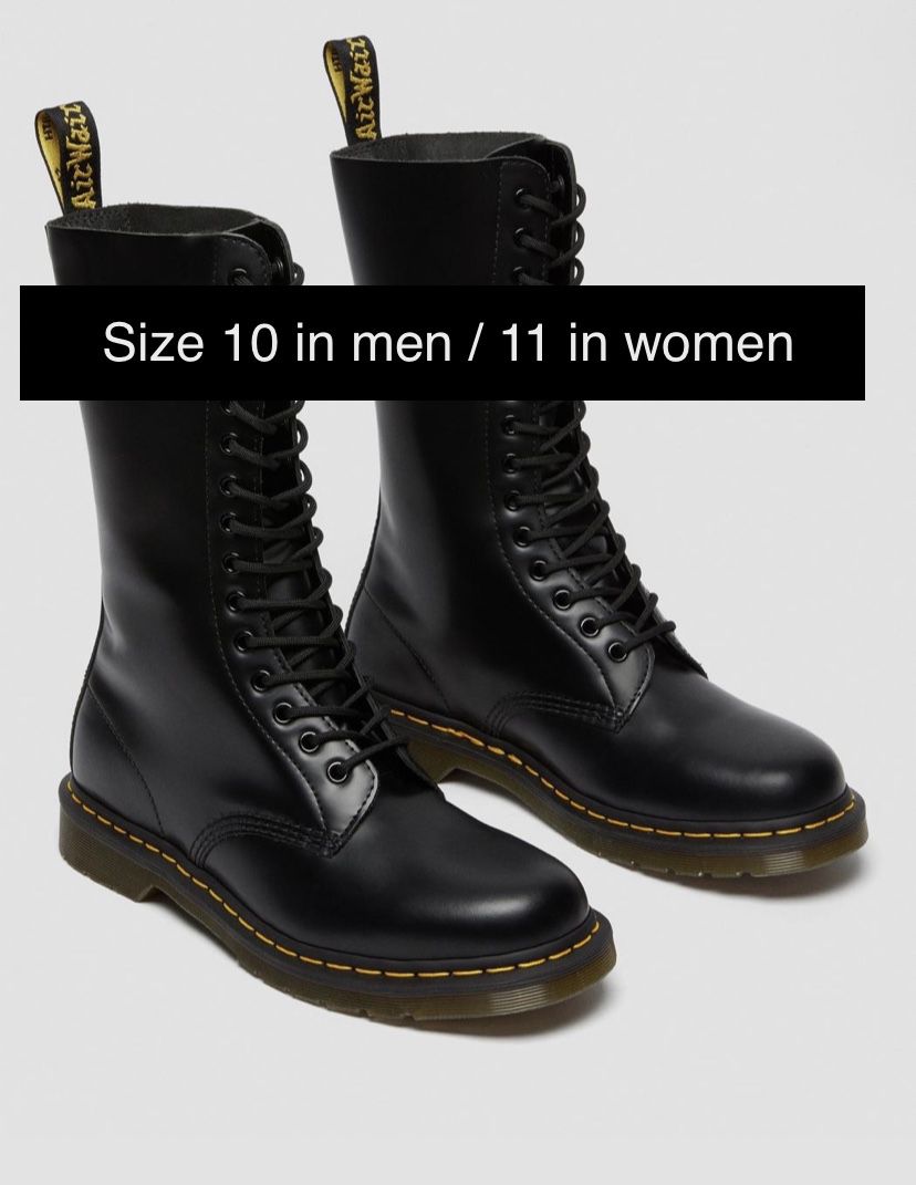Dr. Martens 1914 smooth leather tall boots
