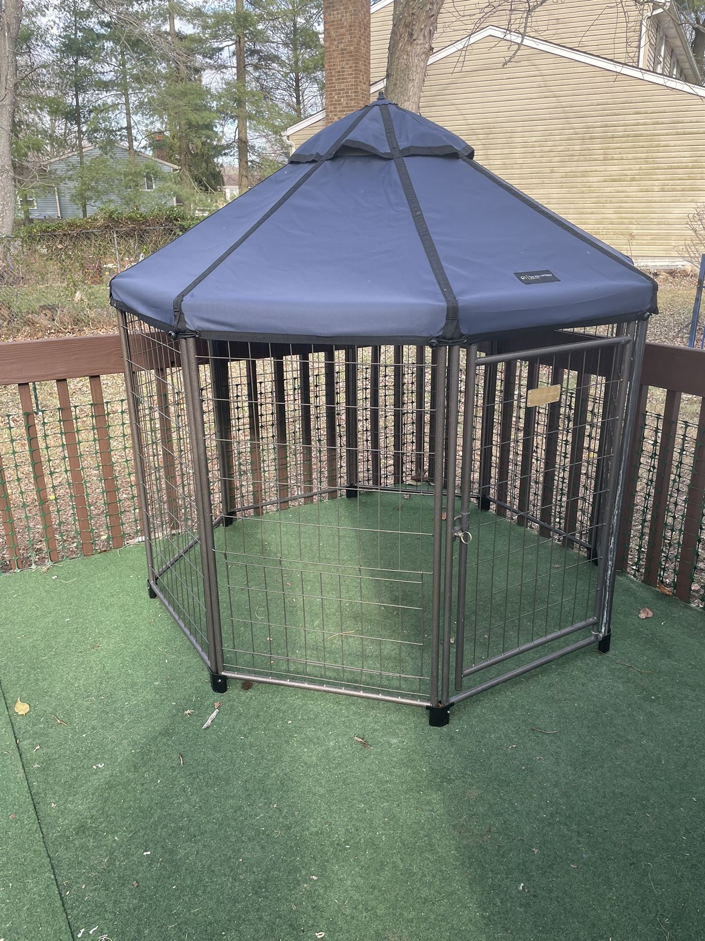 Large Pet Gazeebo 