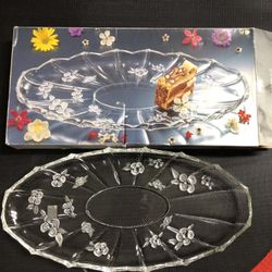Glass dish with box