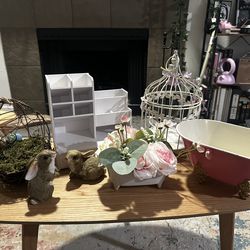 Cute Spring Decor Lot - Birdcage, Bathtub Planter, Bunnies, Organizer