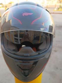 Motorcycle helmet