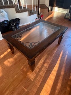 Center piece table