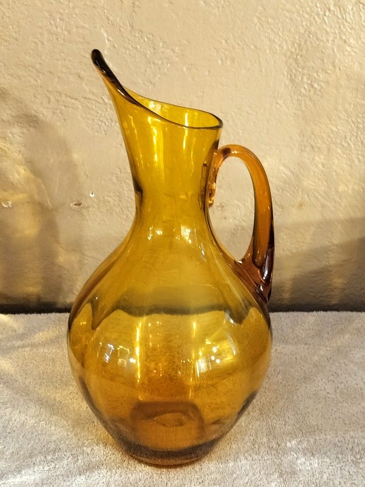Vintage Mid Century Blenko #991 Amber Pitcher Vase. See Full Description