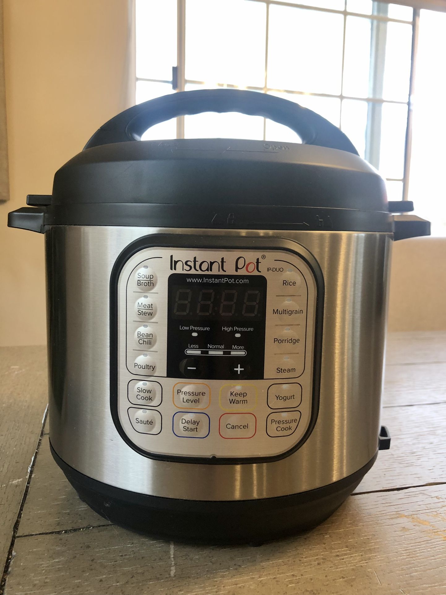 Instant Pot Duo Plus (Never Used!)