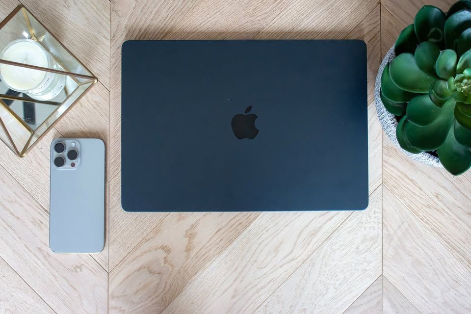MacBook Air (M2, 2022) 256GB 8GB