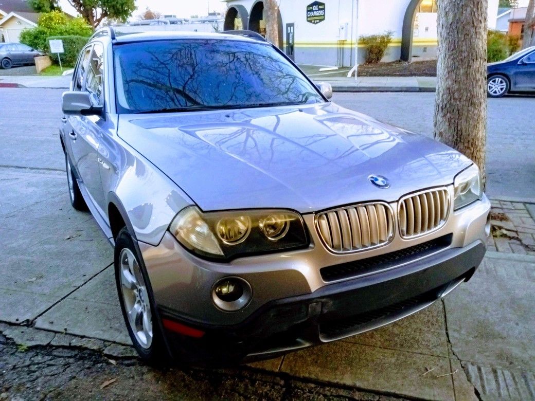 Great Running Clean Title bmw SUV