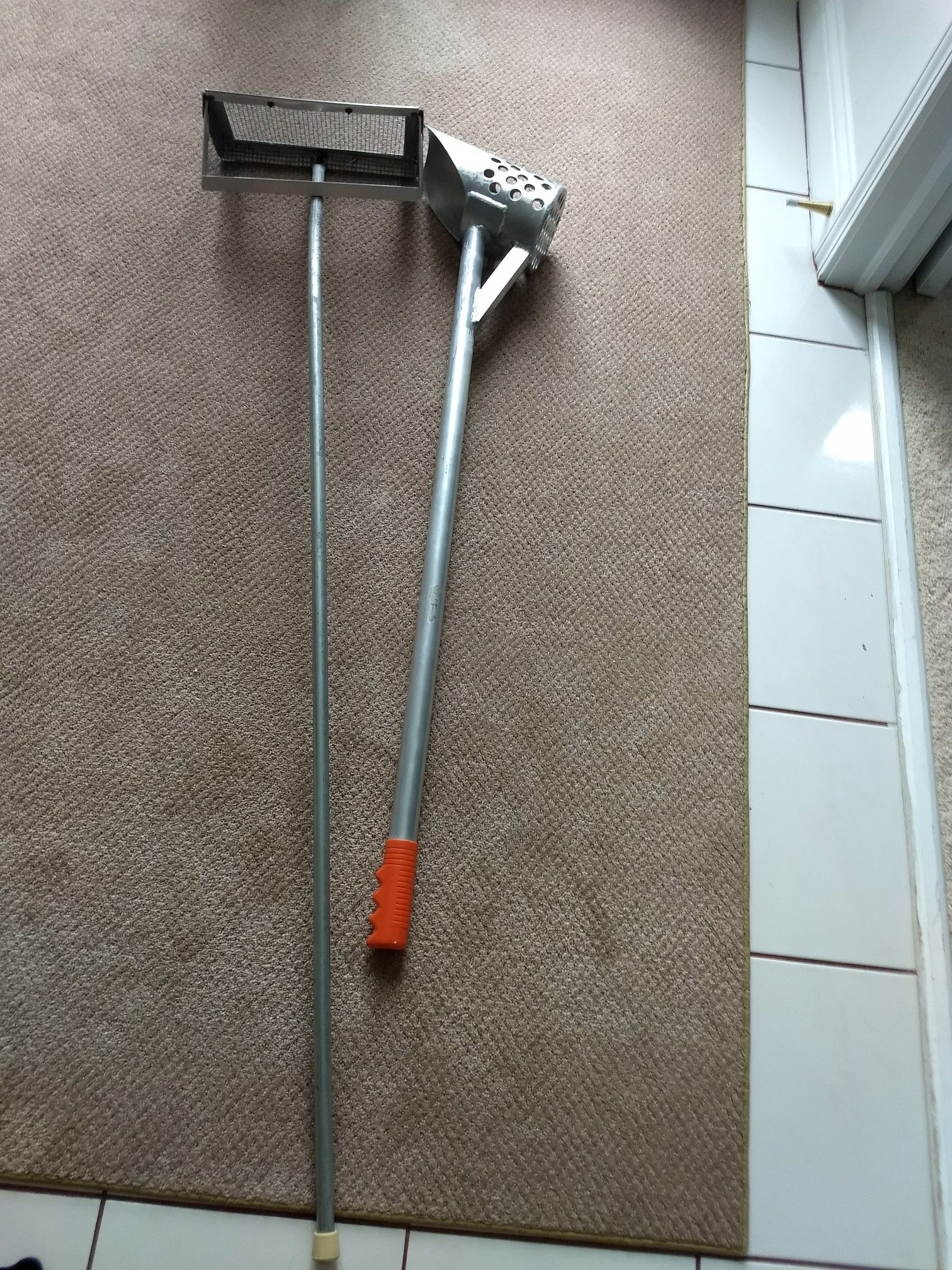 Metal detector sand scoop beach sifter