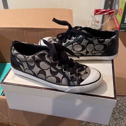 Coach Tennis Shoes Size 5.5