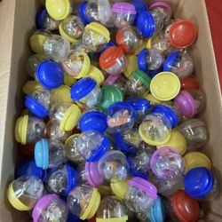 250 NOS 2003 NICKELODEON Vending Machine Action Figures in Capsules SPONGEBOB + 