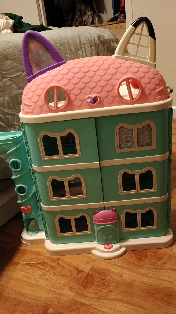 Doll House