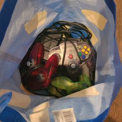 Nintendo 64 With 3 Controllers