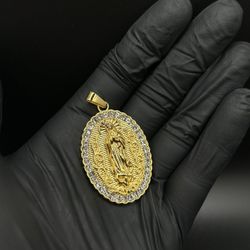 Virgin Mary Pendant 