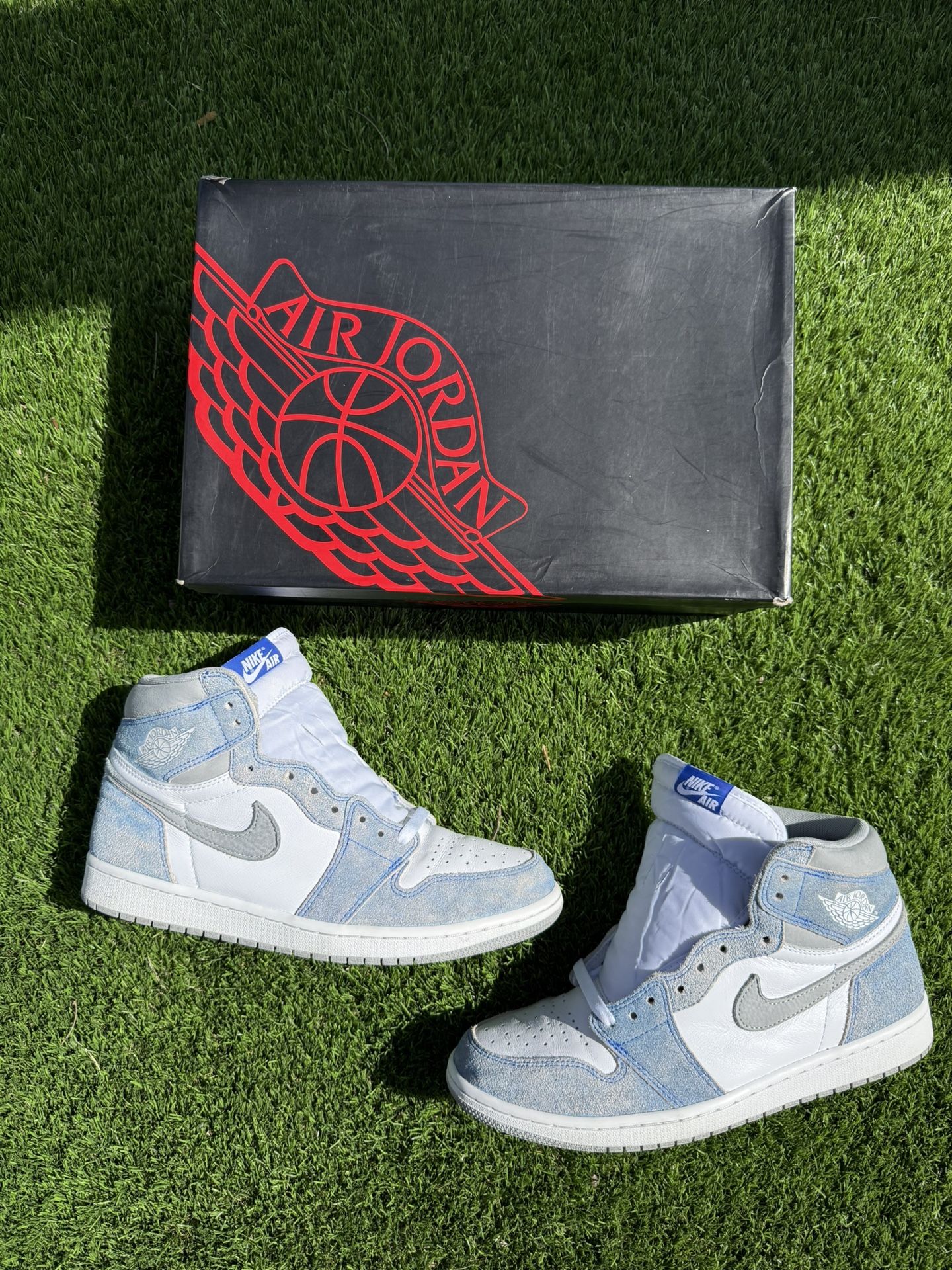Jordan 1 ‘Hyper Royal’