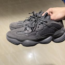 Yeezy 500 Black Size 10.5