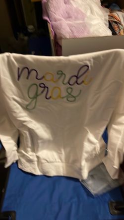 $3 sweatshirt brand new never use large