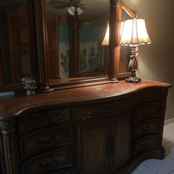 Solid Wood King Bedroom Set – 3 Pieces (Bundle Deal)