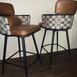 26’ Bar Stools 