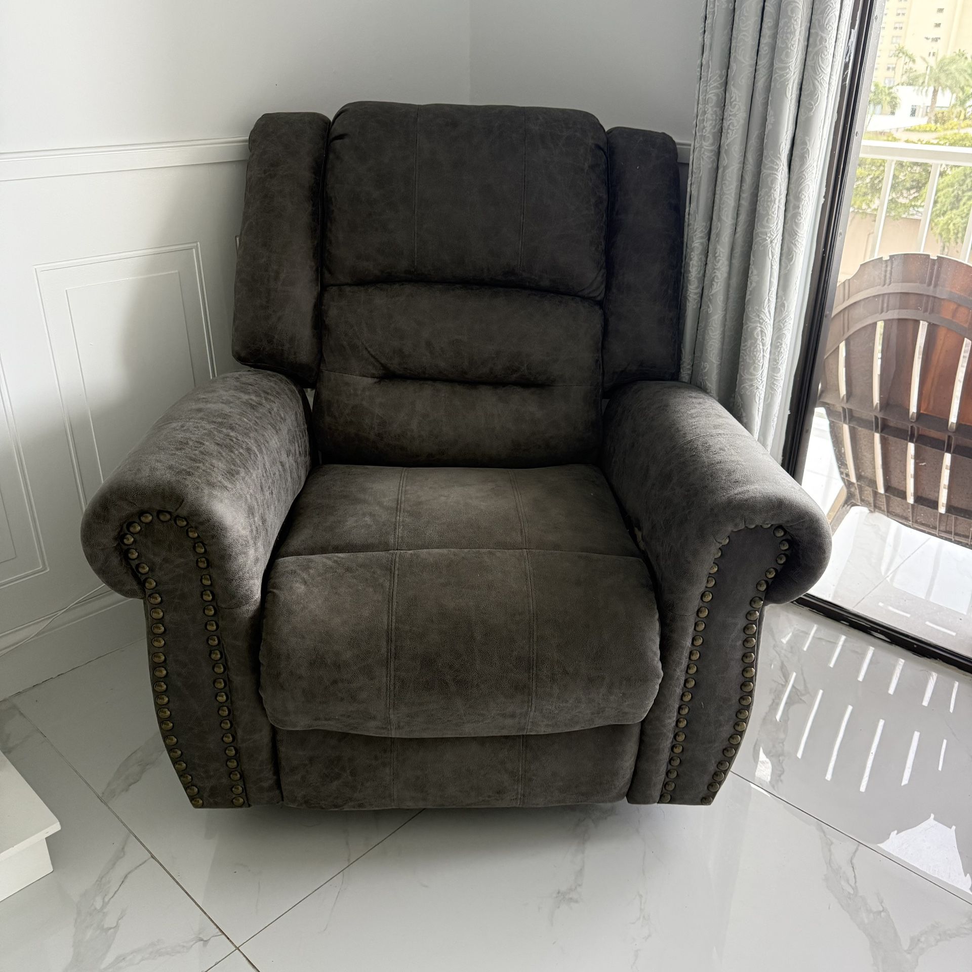 Recliner Power Chair