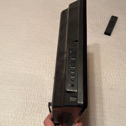 Polaroid Television 22” With Built In DVD player