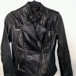 Michael Kors woman’s leather Jacket