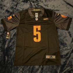 Nfl Commanders Jersey Daniel’s 