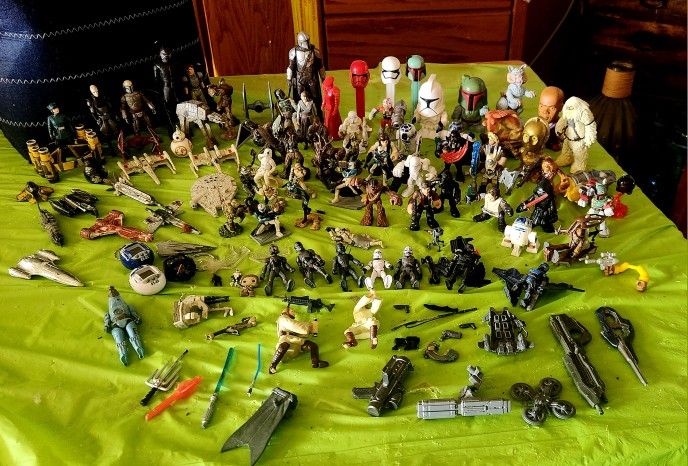 Star Wars Collection! Die Cast Ships, Playschool Sets & More!