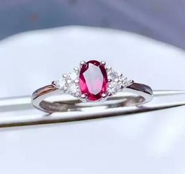 Natural Garnet Gemstone Ring in 925 Sterling Silver