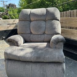 Med-Lift Power Lift Recliner Chair