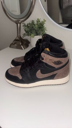 Air Jordan 1s Palominos