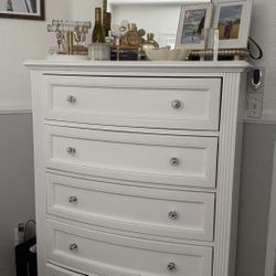 5 Drawer Dresser