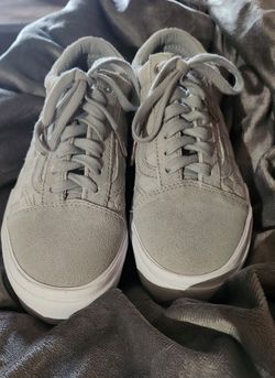 Womens Vans Tennis Shoes
