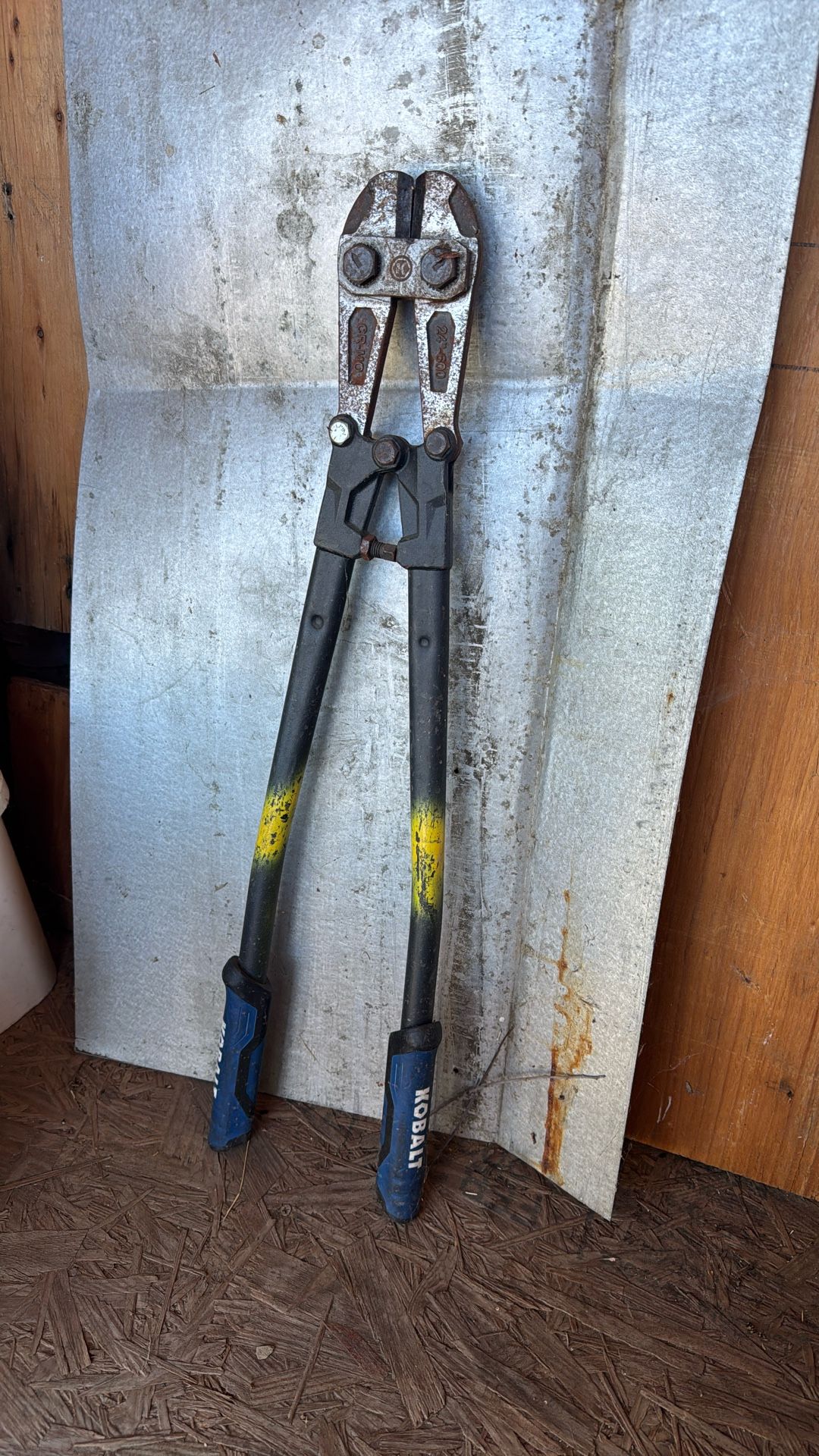 Bolt Cutting 