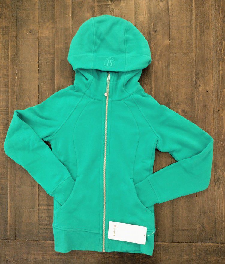 Lululemon scuba hoodie zip up size 4 (small) chartreuse/green/yellow for  Sale in Redmond, WA - OfferUp