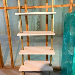 Durable book shelf