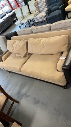 (In store) Thomasville beige tan sofa