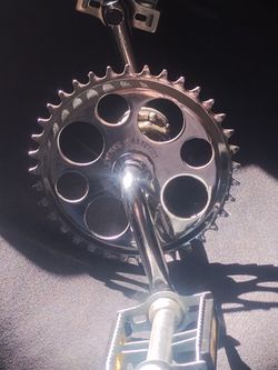 Bicycle Cranks With Hardware And Petals  20 In