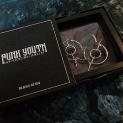 PUNKYOUTH Stellar Earrings