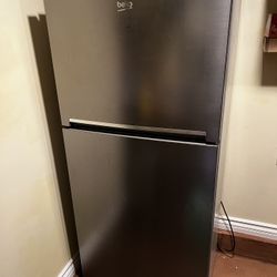 Used Refrigerator For Sale!