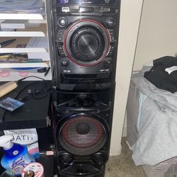 4 Piece Speaker System 