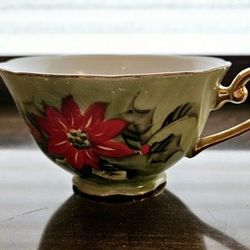 Lefton Poinsettia Tea Set - Rare Find!