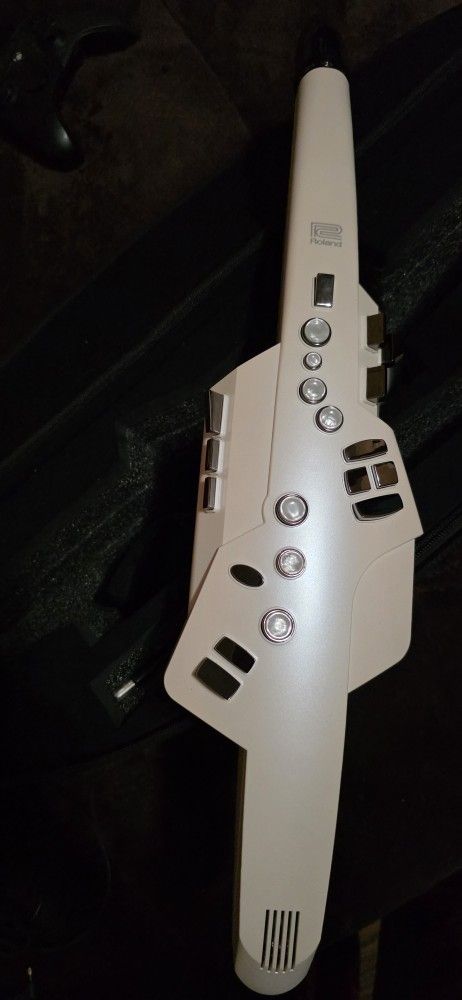 Roland Aerophone