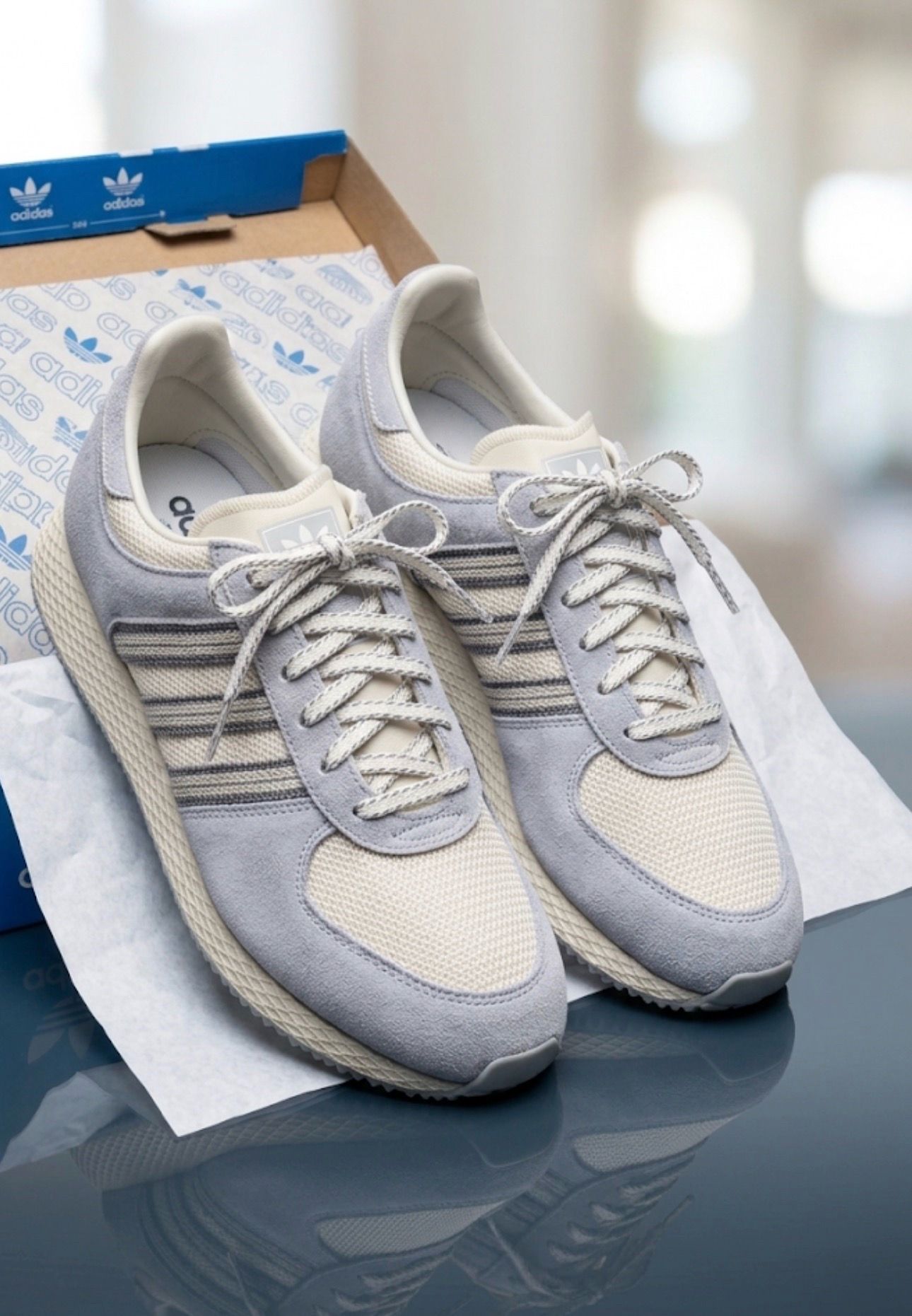 BRAND NEW ADIDAS ATLANTA WOMEN’S SHOES SIZE 10 ORIGINAL IN BOX